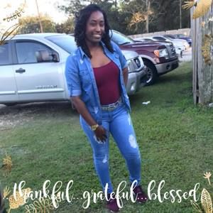 Meet your Posher, Kena